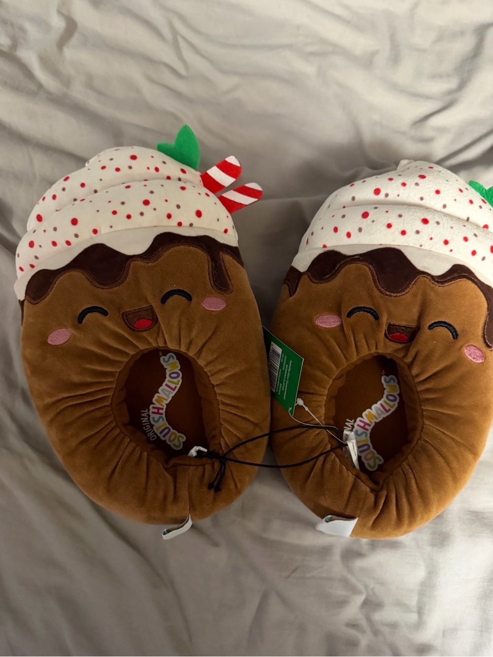 Squishmallows Kids Cupcake Plush Slippers - Brown, White & Red